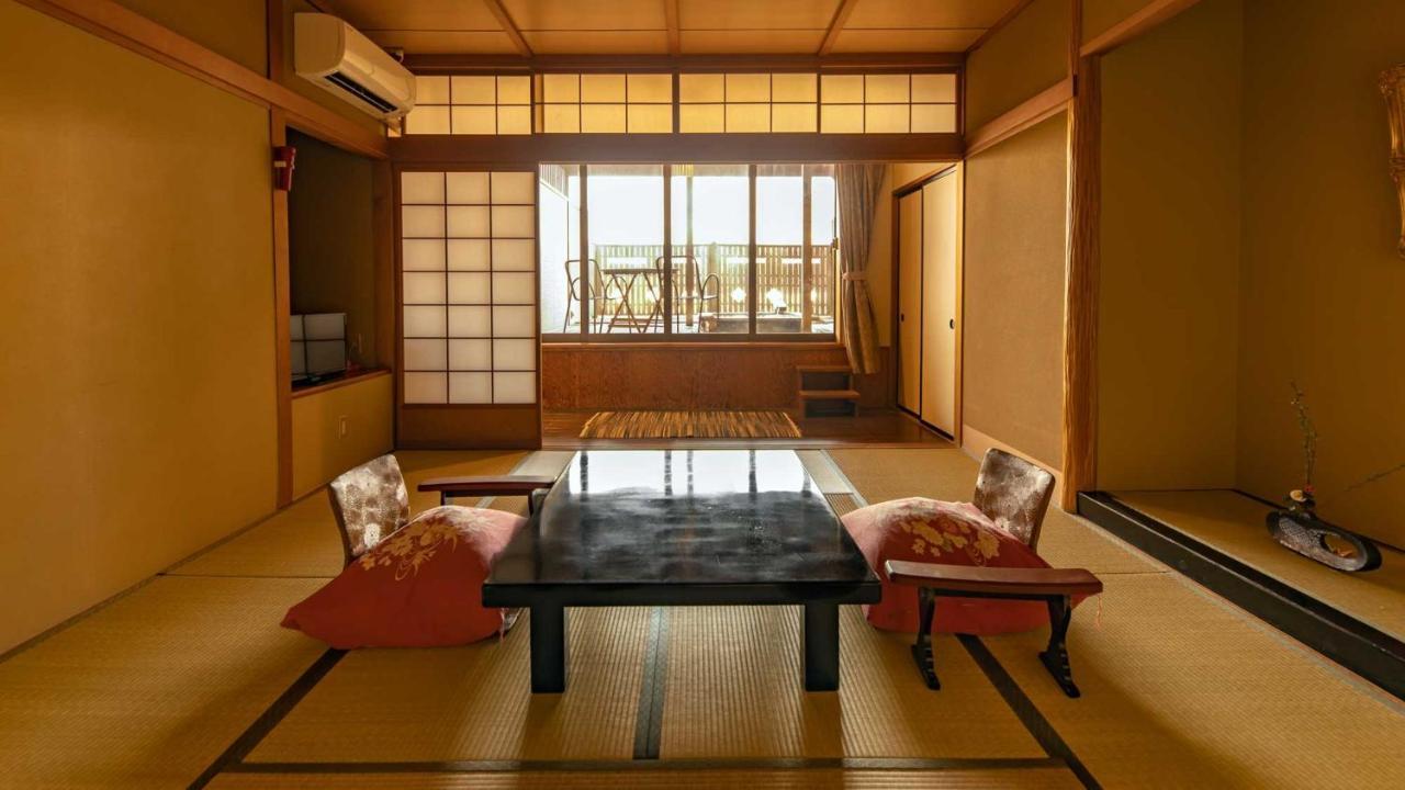 Fujiya Hotel Kaga  Exterior photo