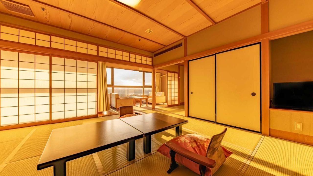 Fujiya Hotel Kaga  Exterior photo